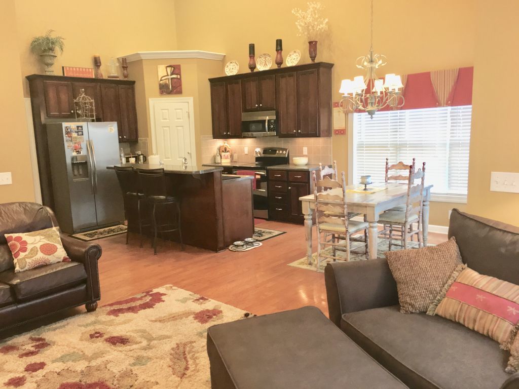 Largest Weekend Rentals in Auburn Available for the 2019 Season!
